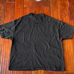 Fear of God Essentials Heavy Short Sleeve Tea